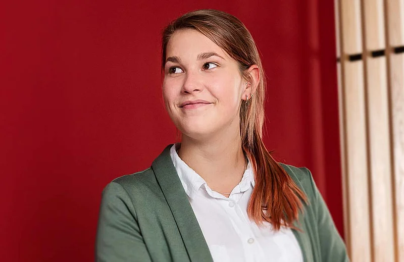 Portrait von Laura Sophie Taube, Referentin.